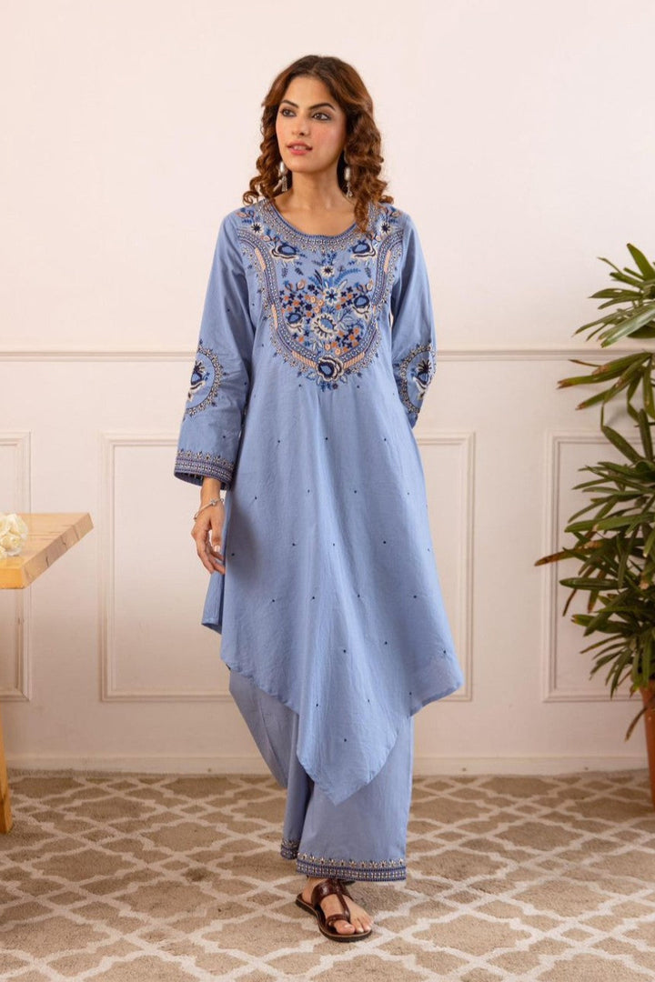 Stravi periwinkle Embroidery Kurta Pant set