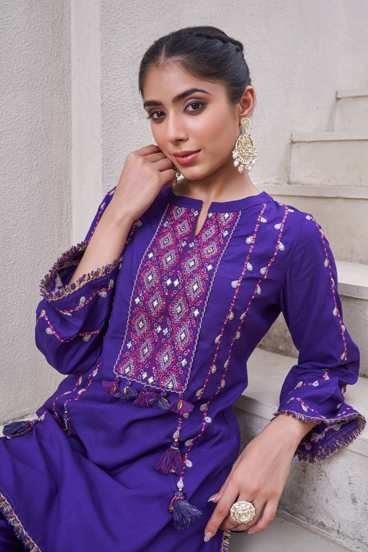 Stravi Iris embroidery co-ord set