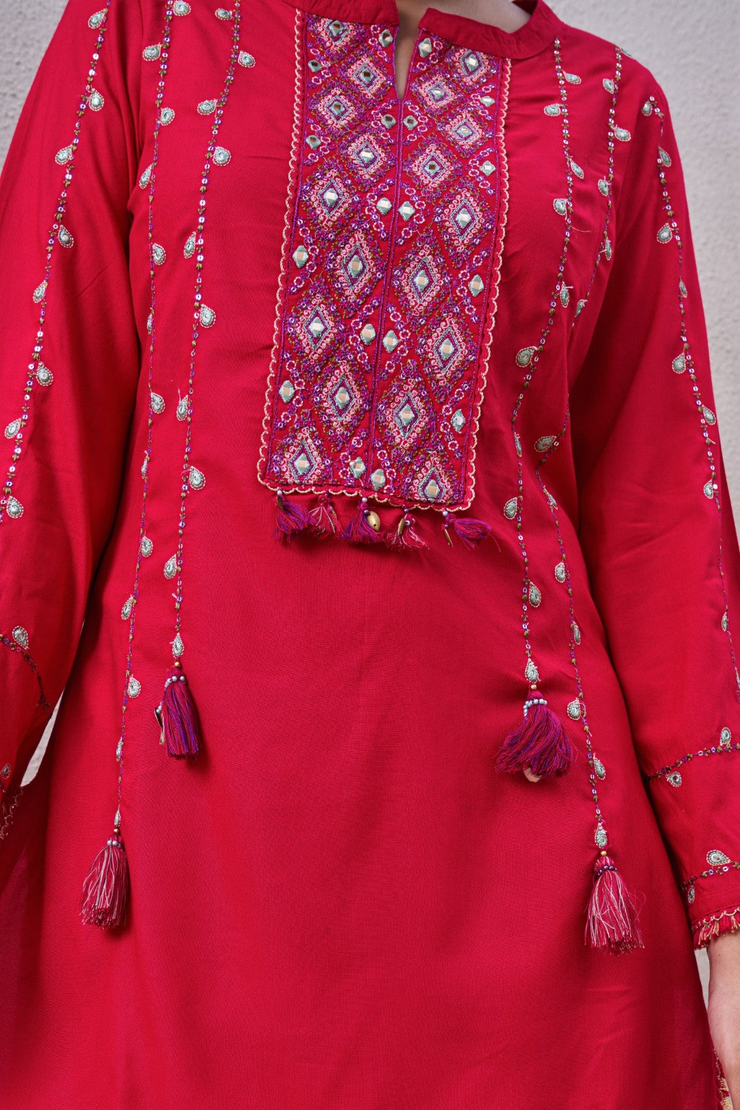 Stravi scarlet embroidery co-ord set