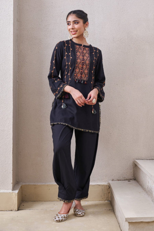 Stravi taupe embroidery co-ord set