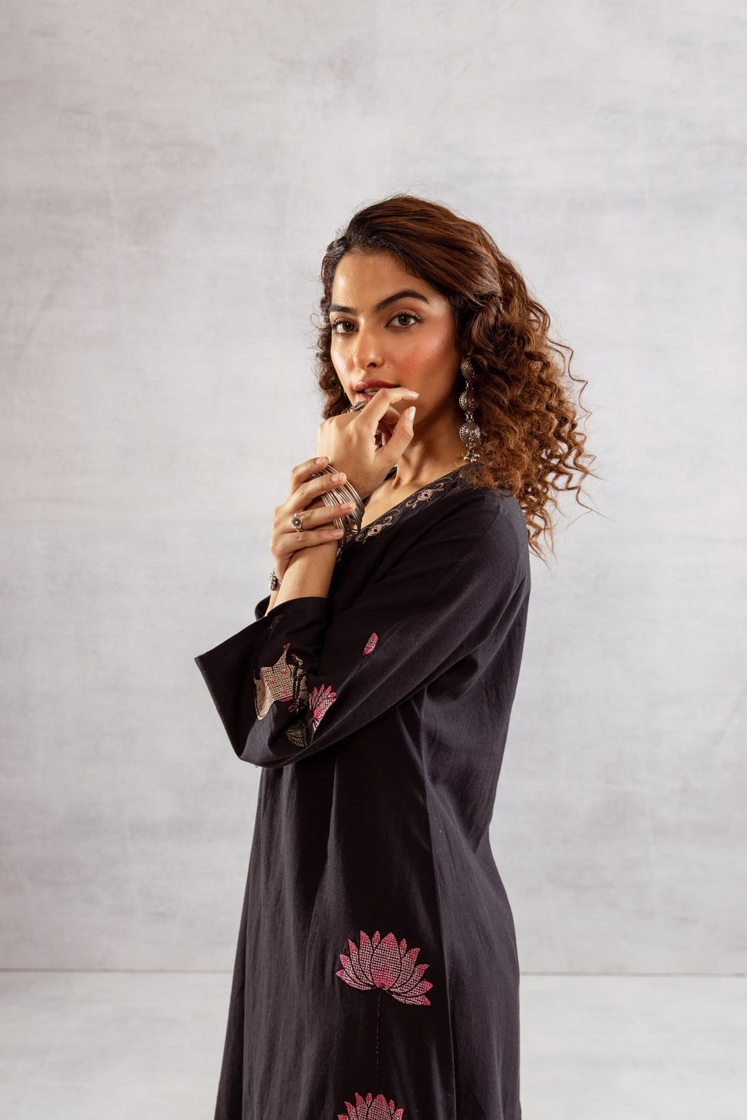 Bakul Jade Embroidery Cotton Kurta Pant Set