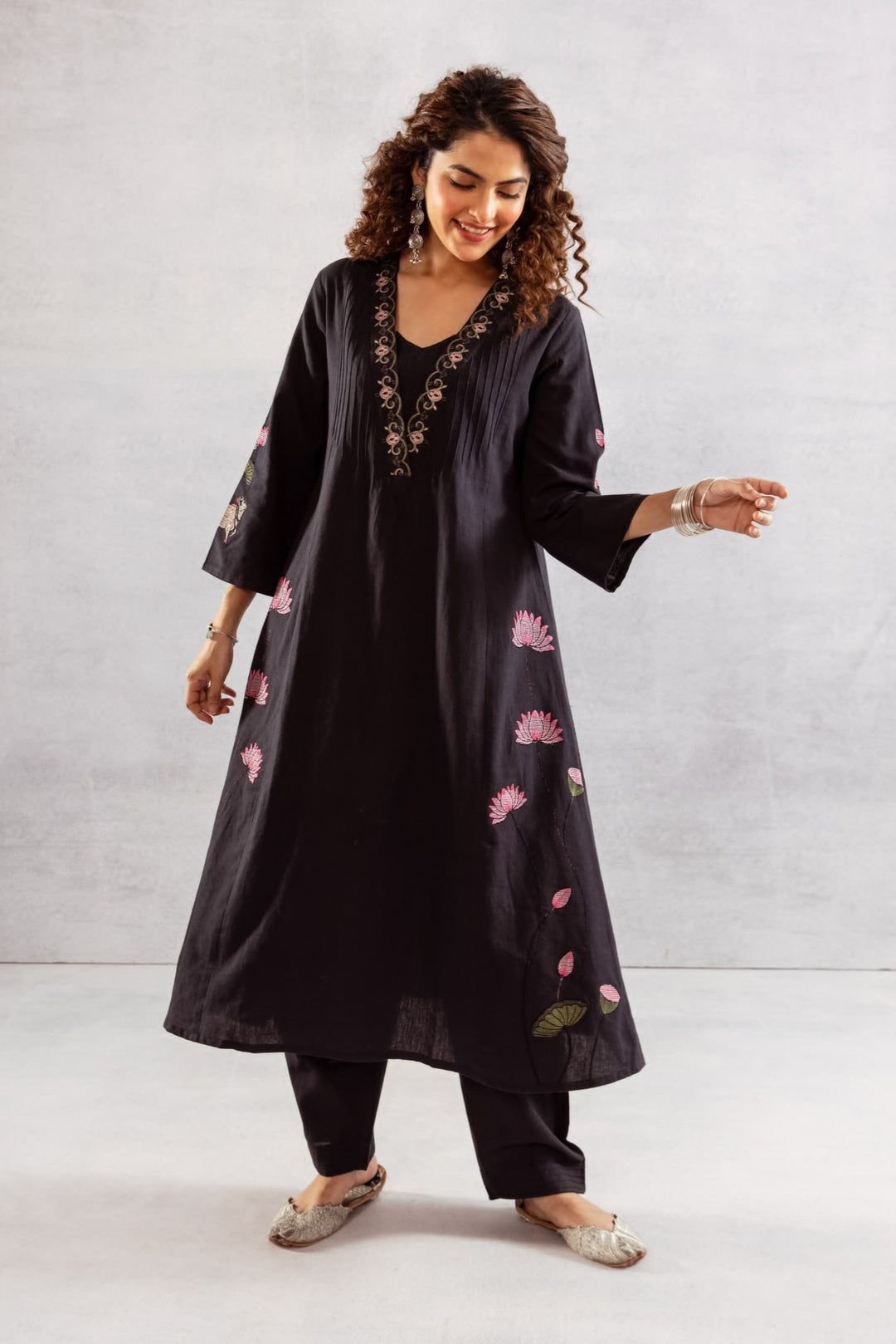 Bakul Jade Embroidery Cotton Kurta Pant Set