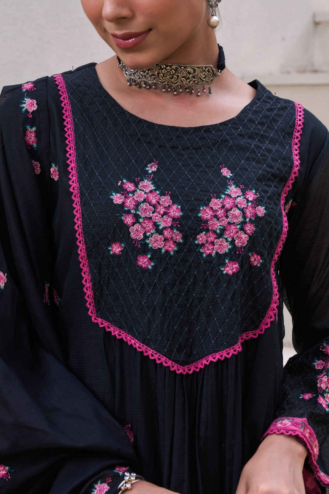 Sonpal mist embroidery cotton suit set