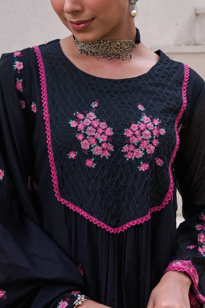 Sonpal mist embroidery cotton suit set