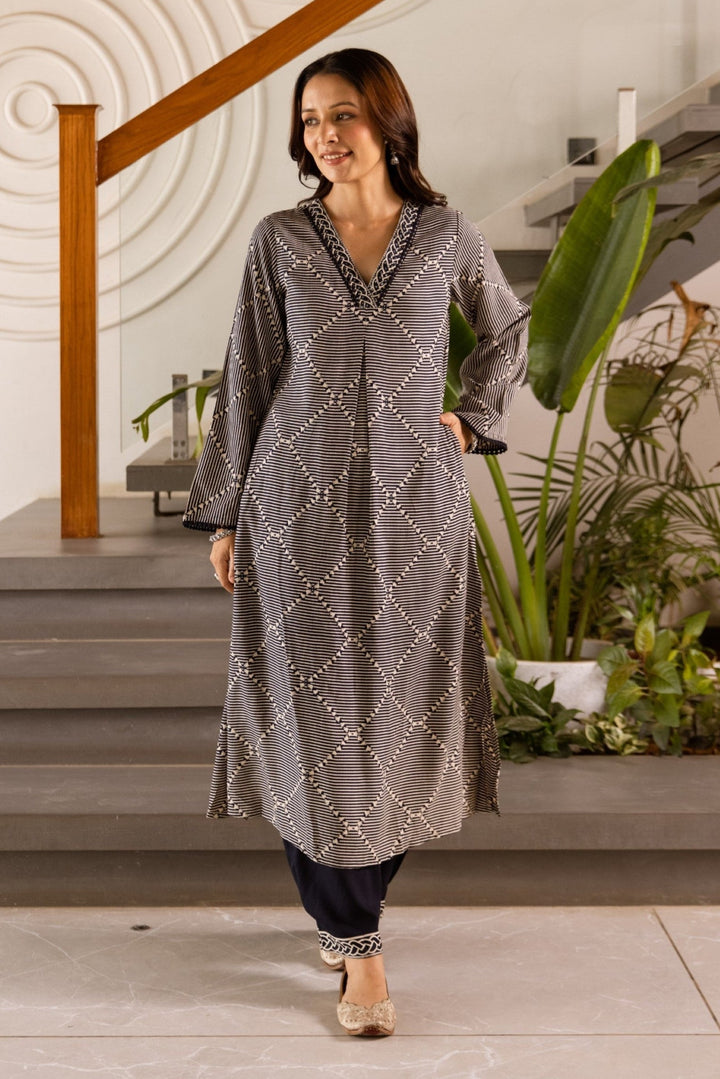 Kabool Stone Printed Kurta pant set