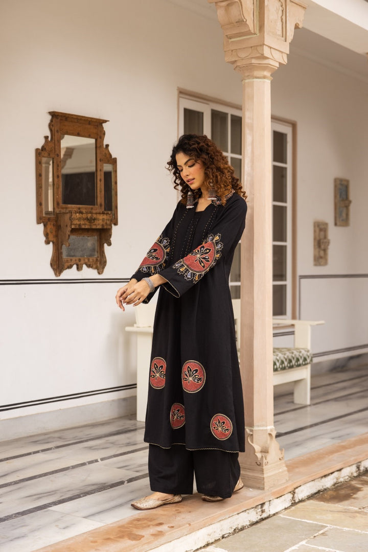 Karen ebony embroidery kurta pant set