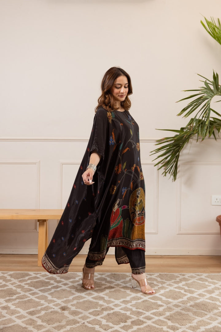 Sonpal Ebony Printed Kaftan pant set