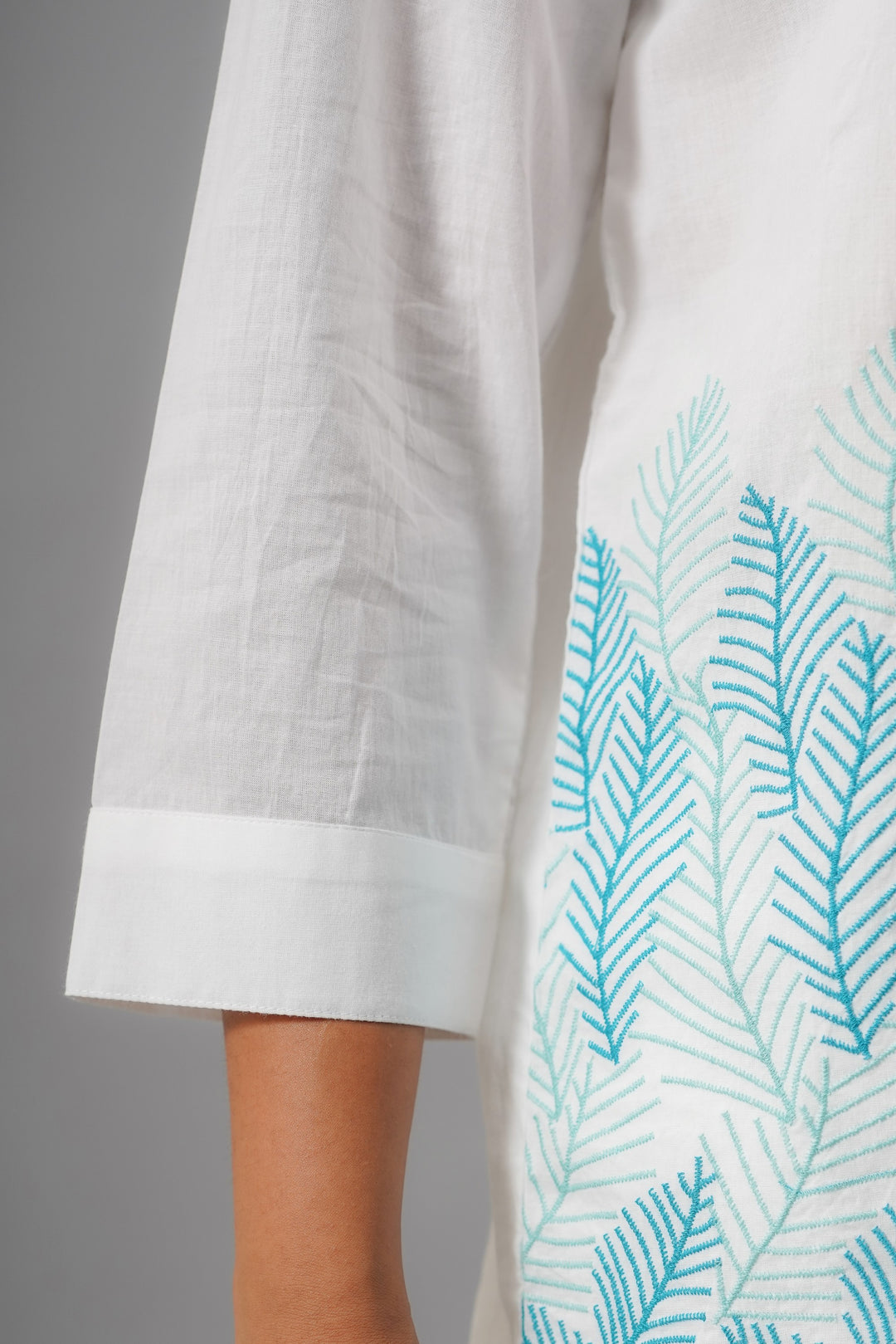 Ivanka Dove Embroidery Cotton Shirt