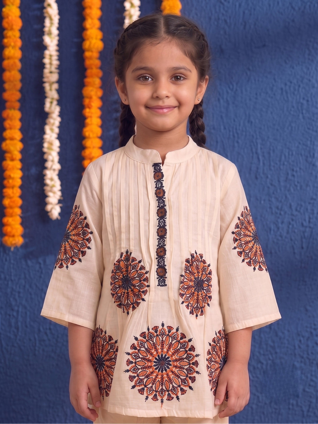 Joy Blossom embroidery cotton kurta pant set