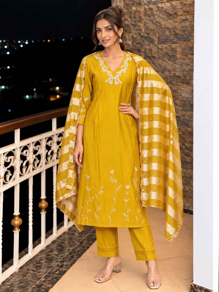 Jayti Citron Work Suit Set