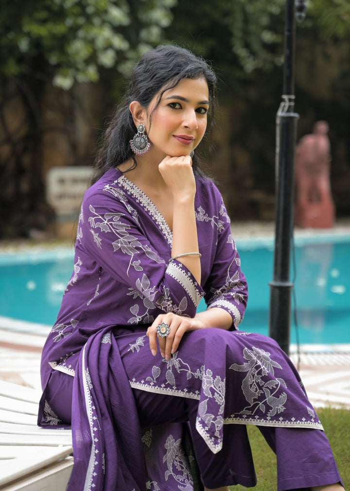 Vastu Thistle embrodiery Cotton Suit set