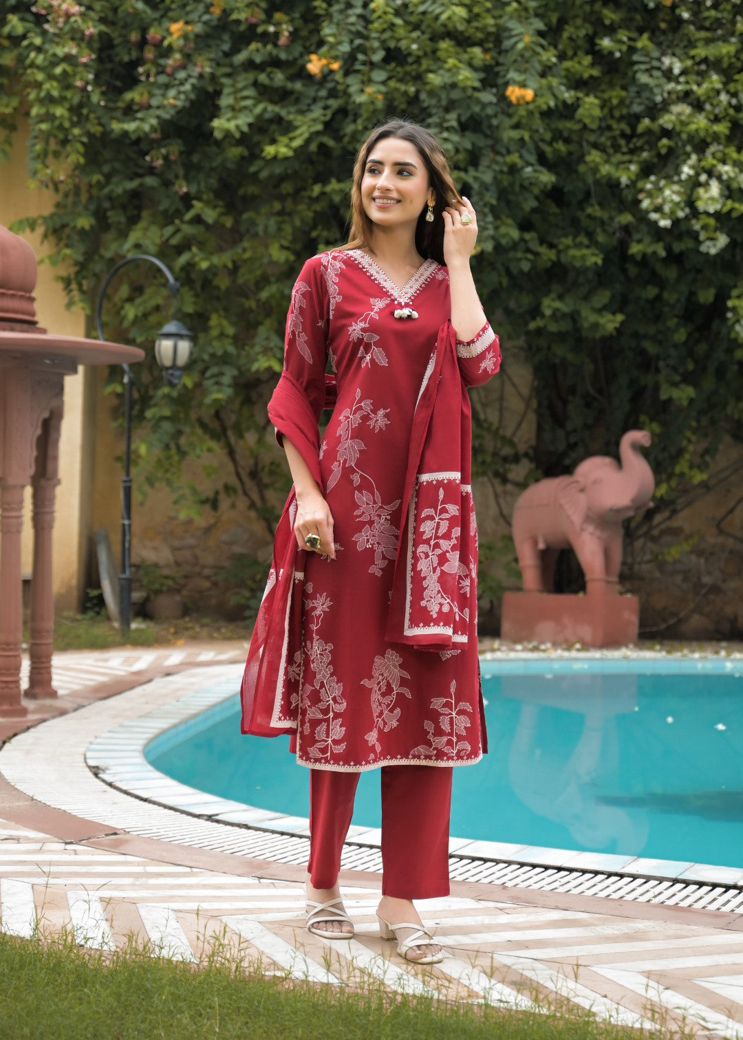 Vastu Jam Full embroidery suit set