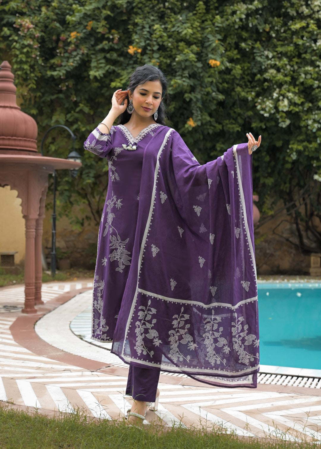 Vastu Thistle embrodiery Cotton Suit set