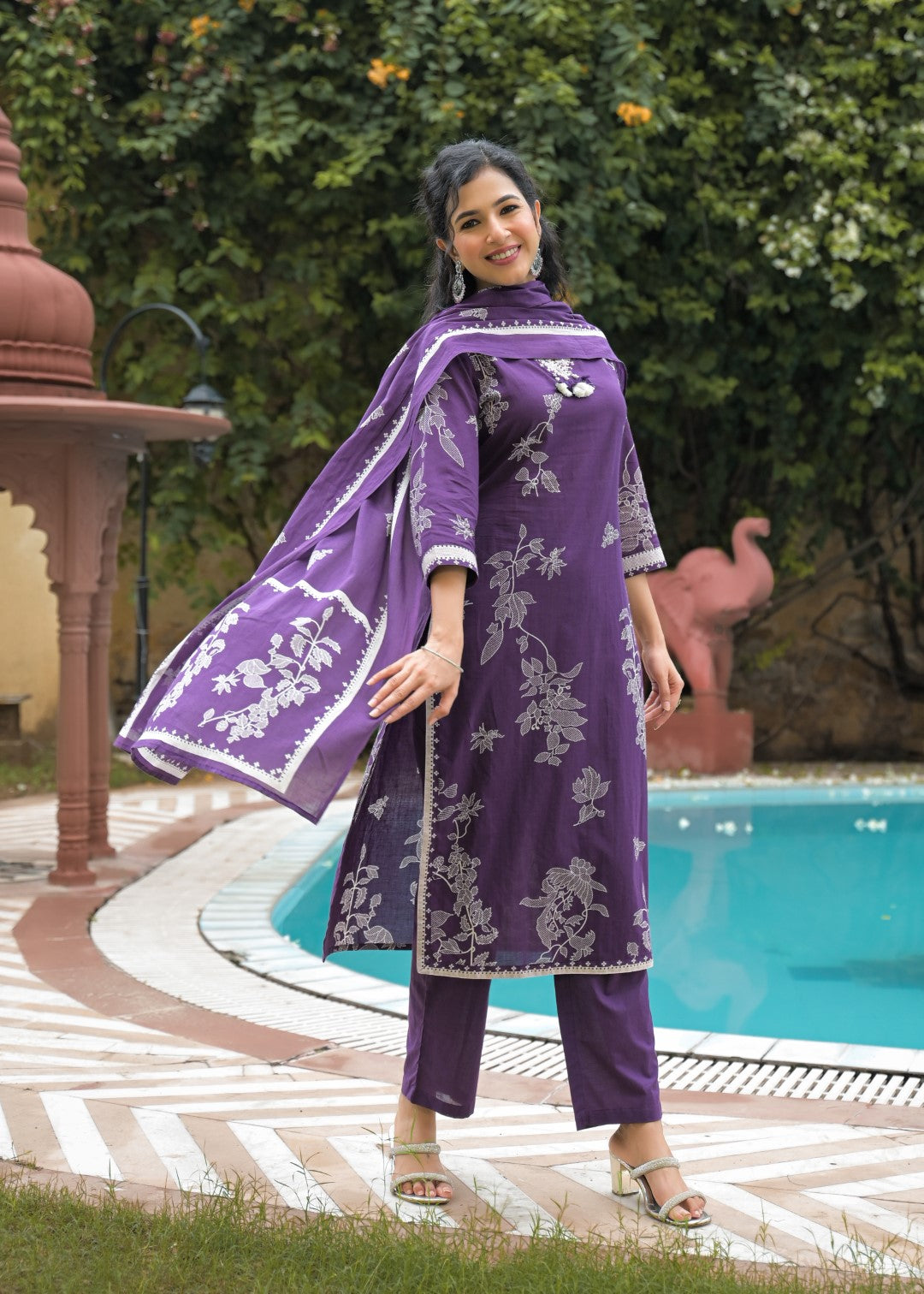 Vastu Thistle embrodiery Cotton Suit set