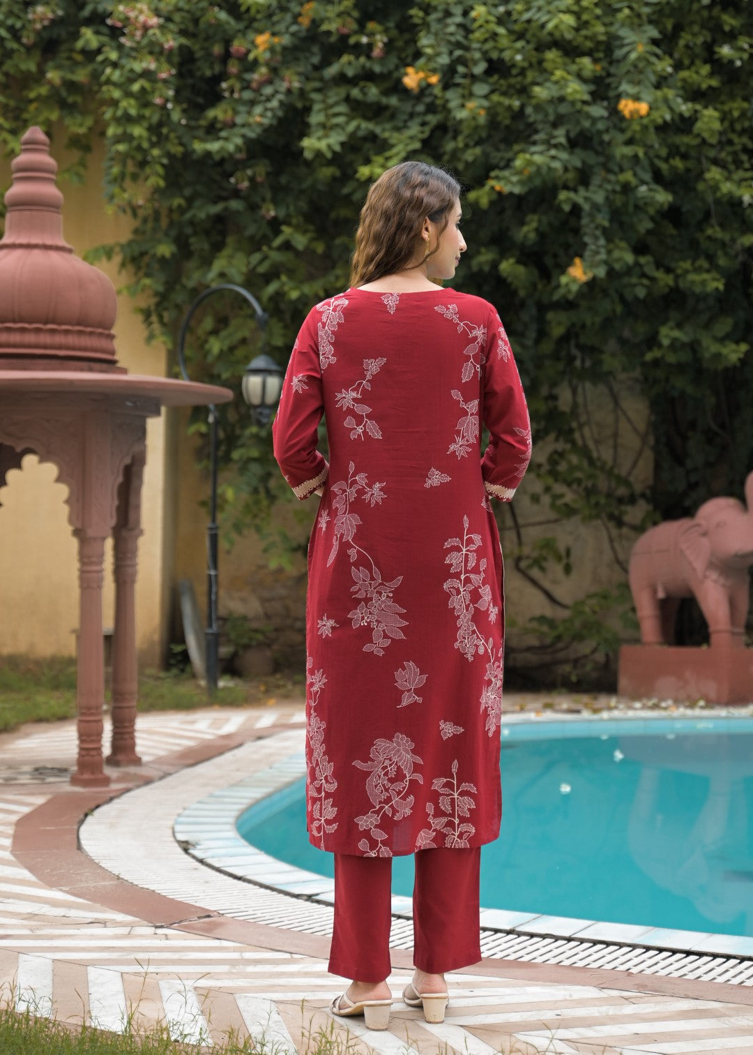 Vastu Jam Full embroidery suit set