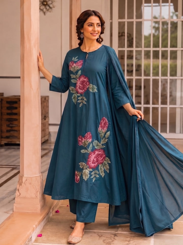 Karen Sloke Embroidery Cotton Suit Set