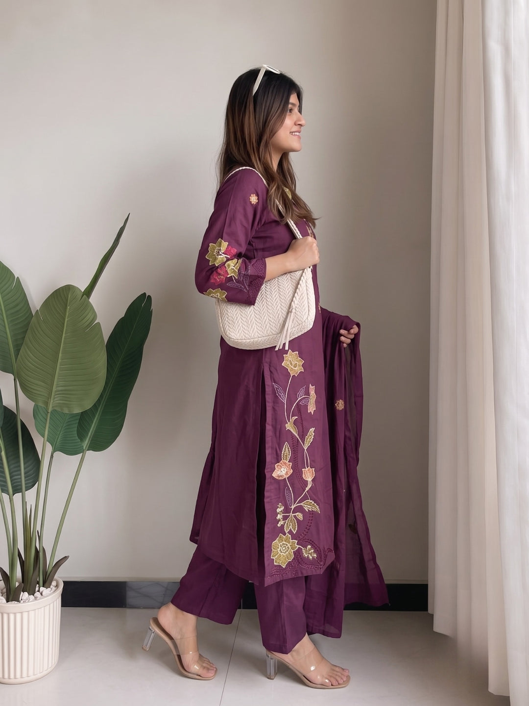 Lipi ameth embroidery cotton suit set