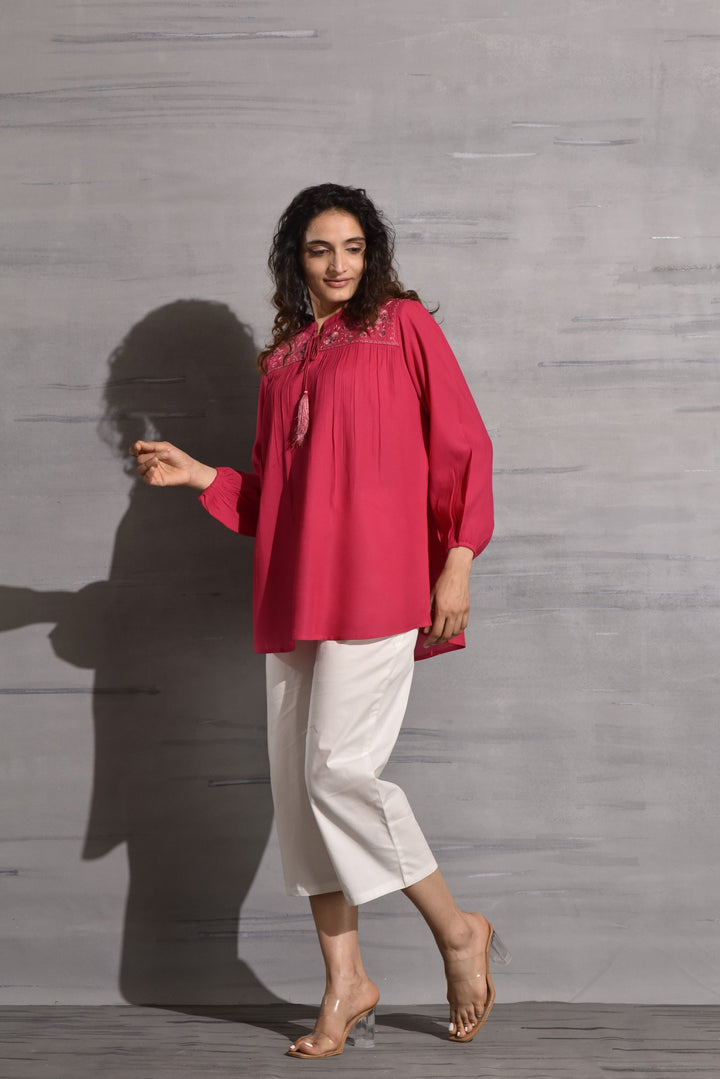 Hiya Candy Embroidered cotton Top