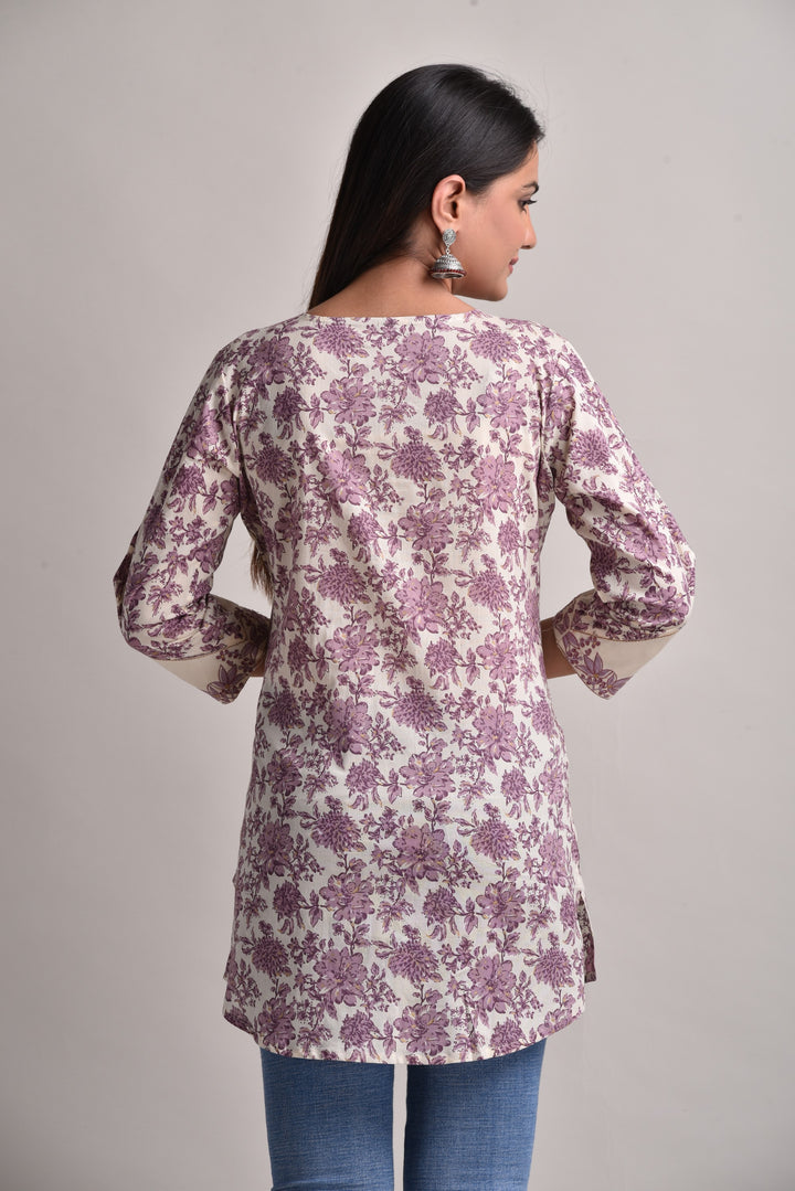 Hiya Swan Embroidered Cotton Top