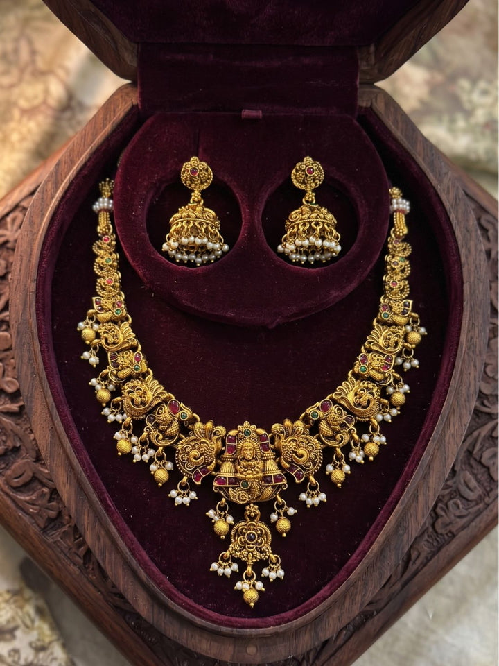 NES-A00146-GOLD_5
