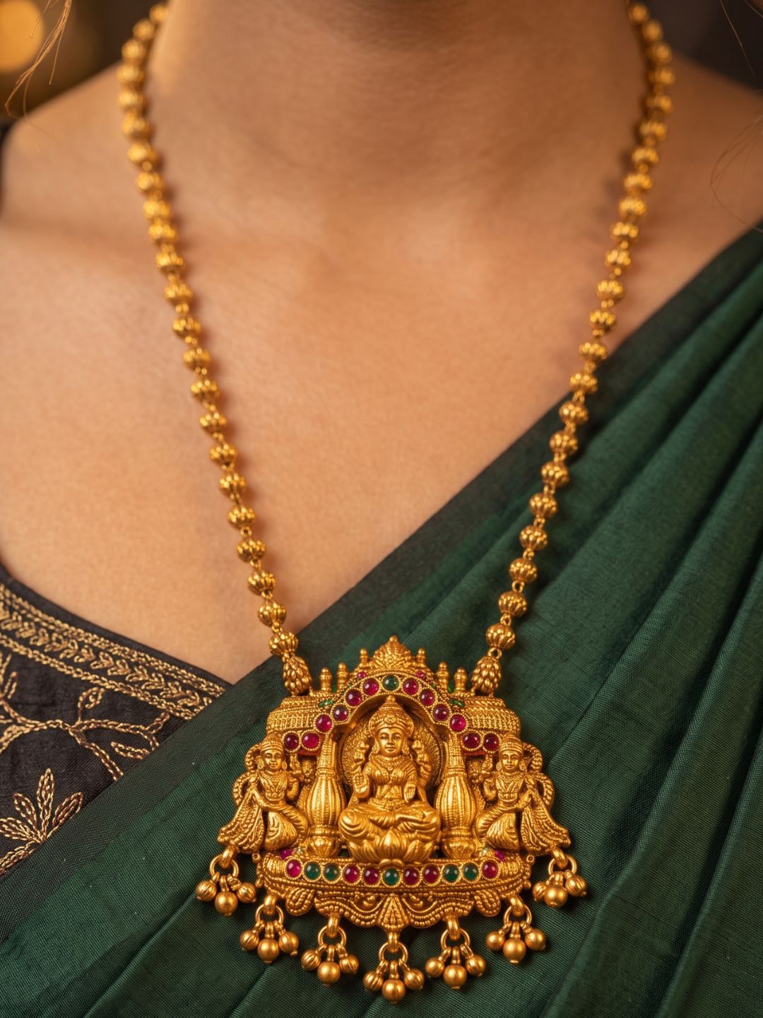 NES-A00149-GOLD_3