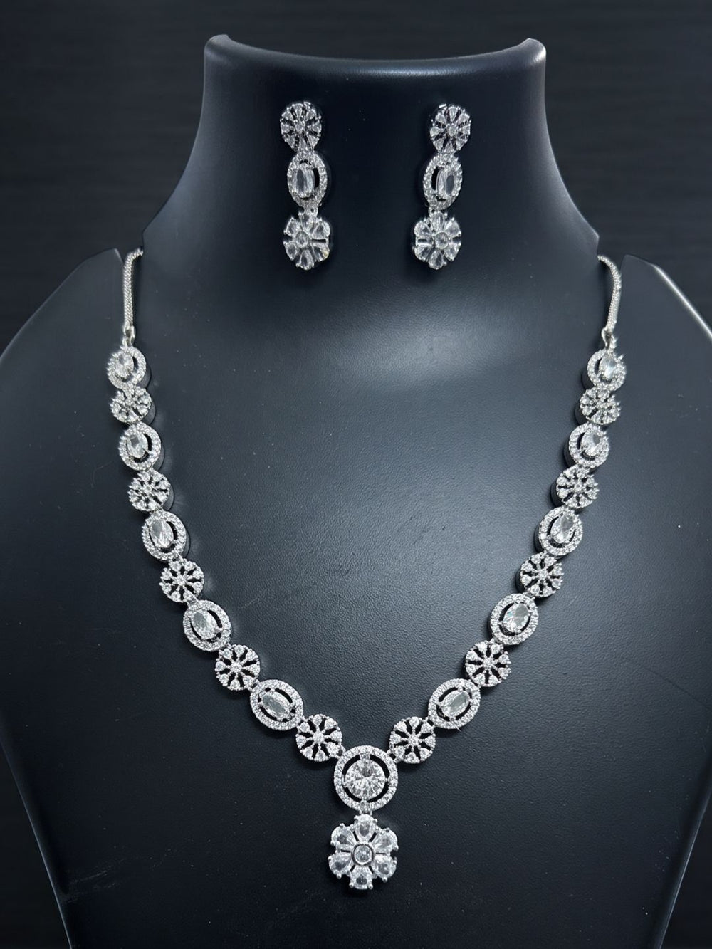 NES-A00152-SILVER_2