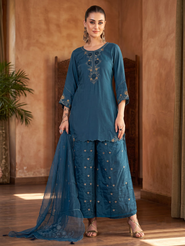 Nisha Casal Embroidered Suit Set