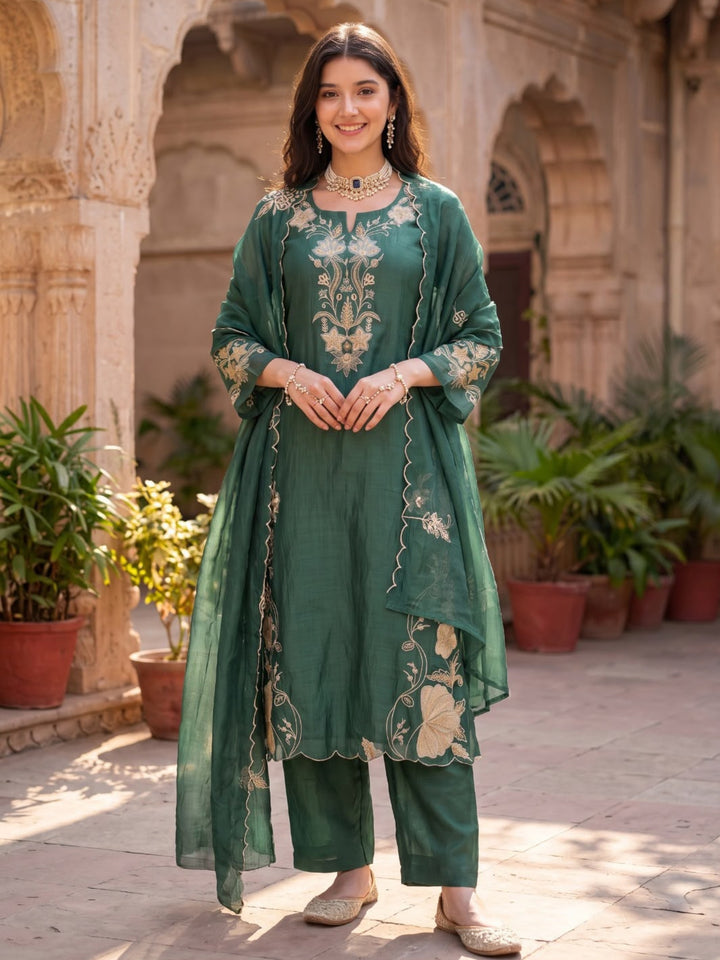 Opela Pine Embroidery Suit Set