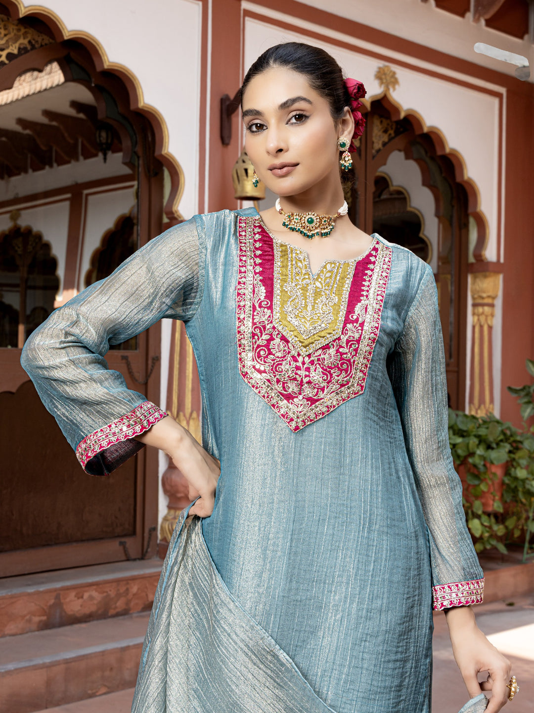 Pavni Amaze Handwork Suit Set