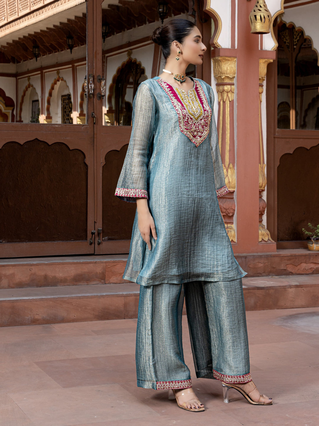 Pavni Amaze Handwork Suit Set