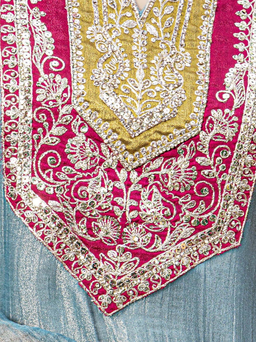 Pavni Amaze Handwork Suit Set