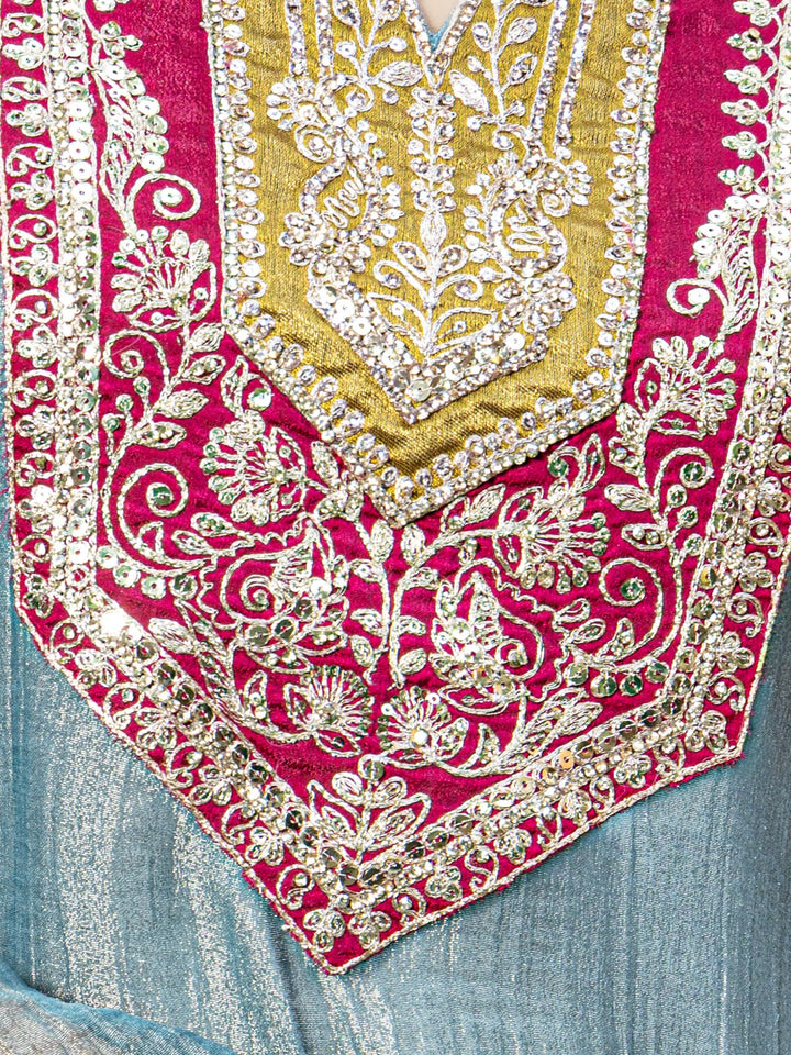 Pavni Amaze Handwork Suit Set