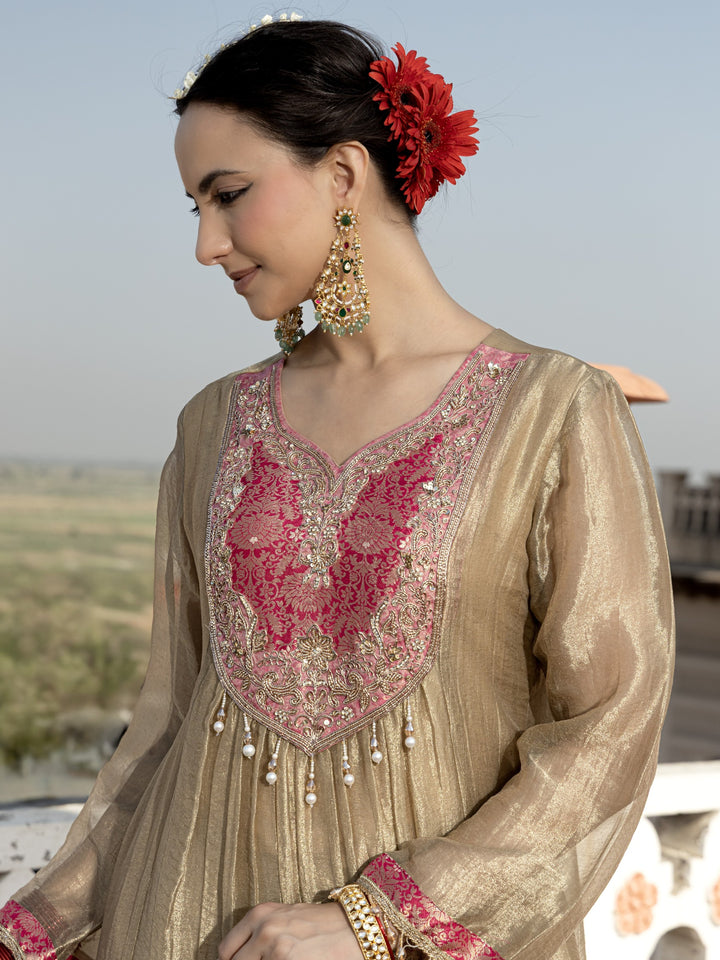 Pavni Sunglow Handwork Suit Set