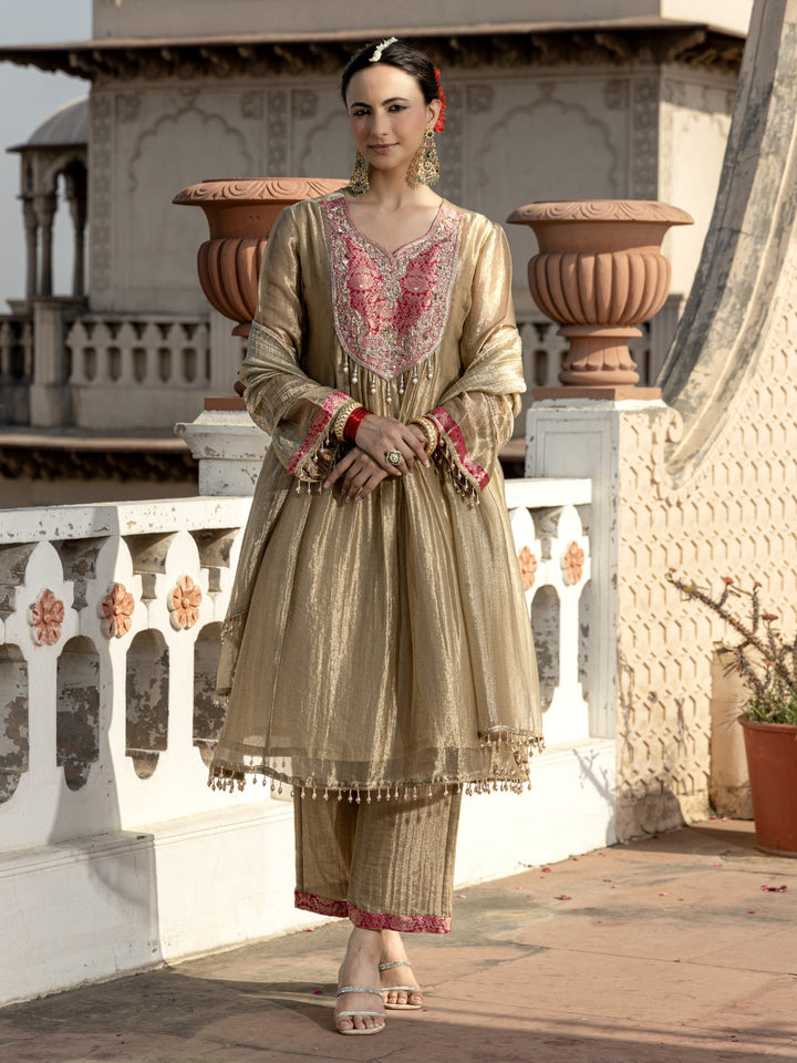 Pavni Sunglow Handwork Suit Set