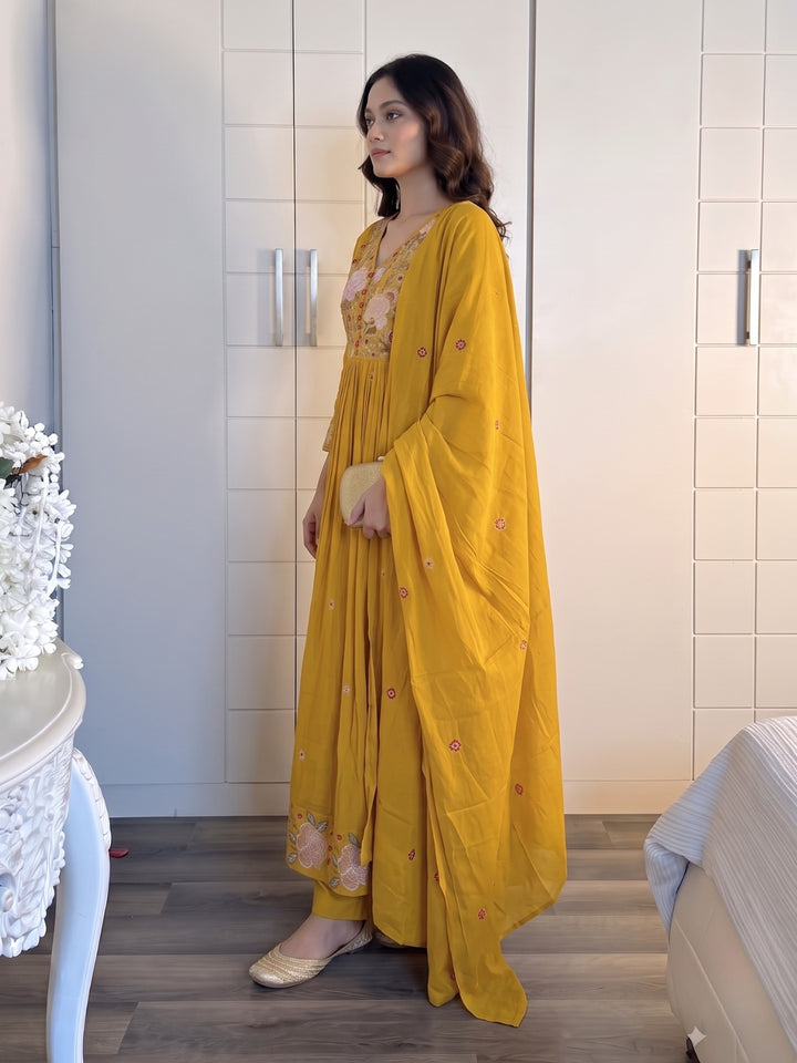 Poppi Mimosa Embroidery Suit Set
