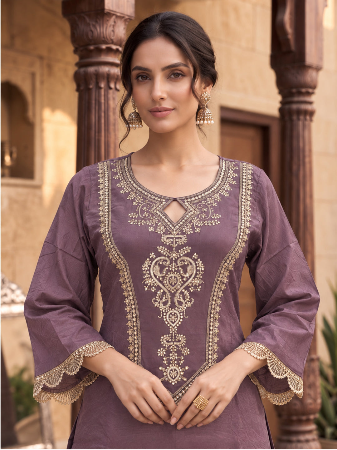 Shakti Auber Fetsive Farshi Suit Set