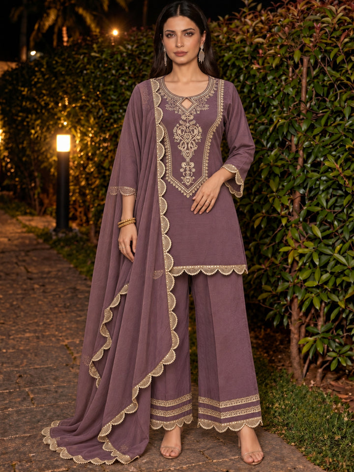 Shakti Auber Fetsive Farshi Suit Set