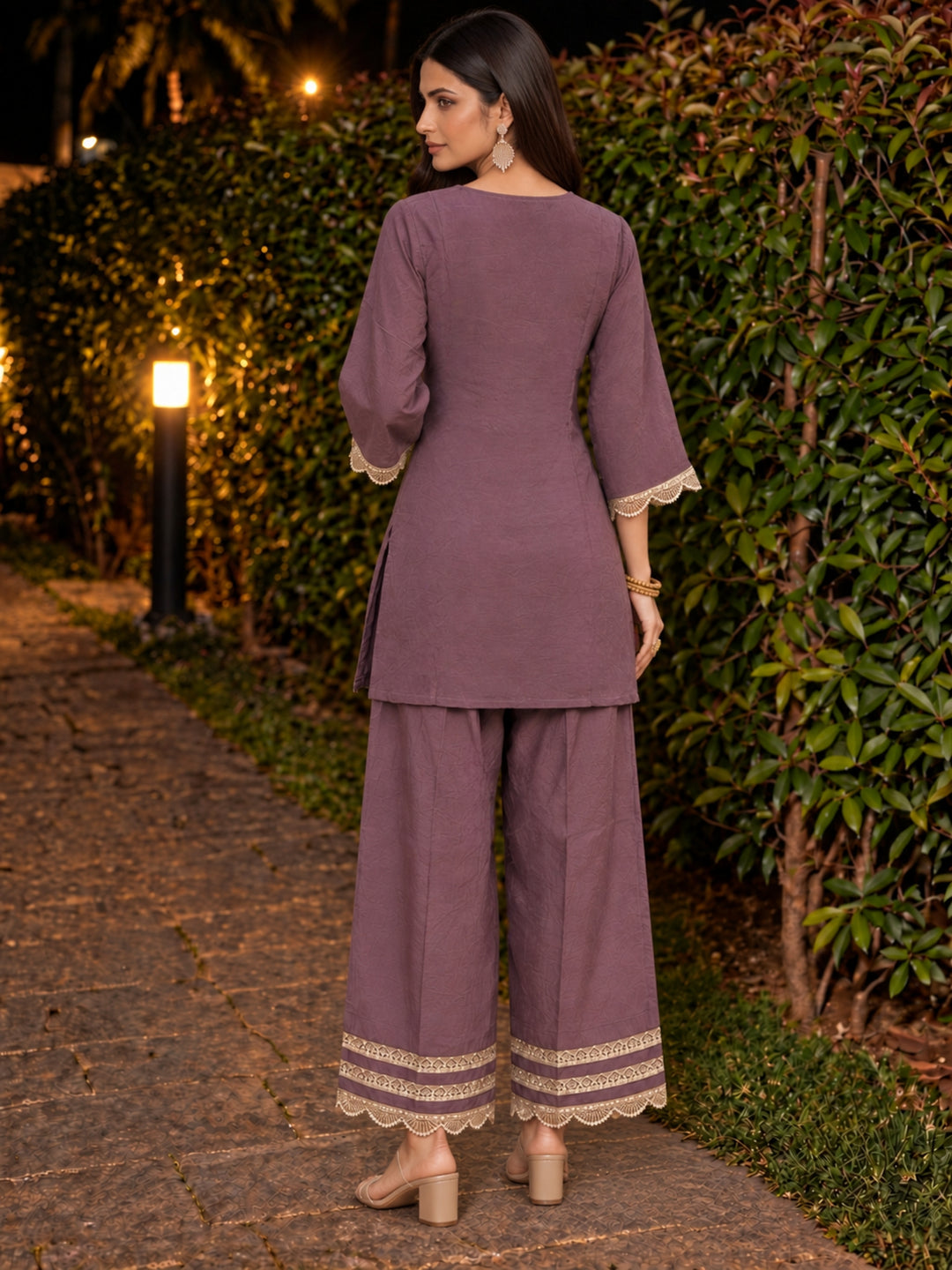 Shakti Auber Fetsive Farshi Suit Set