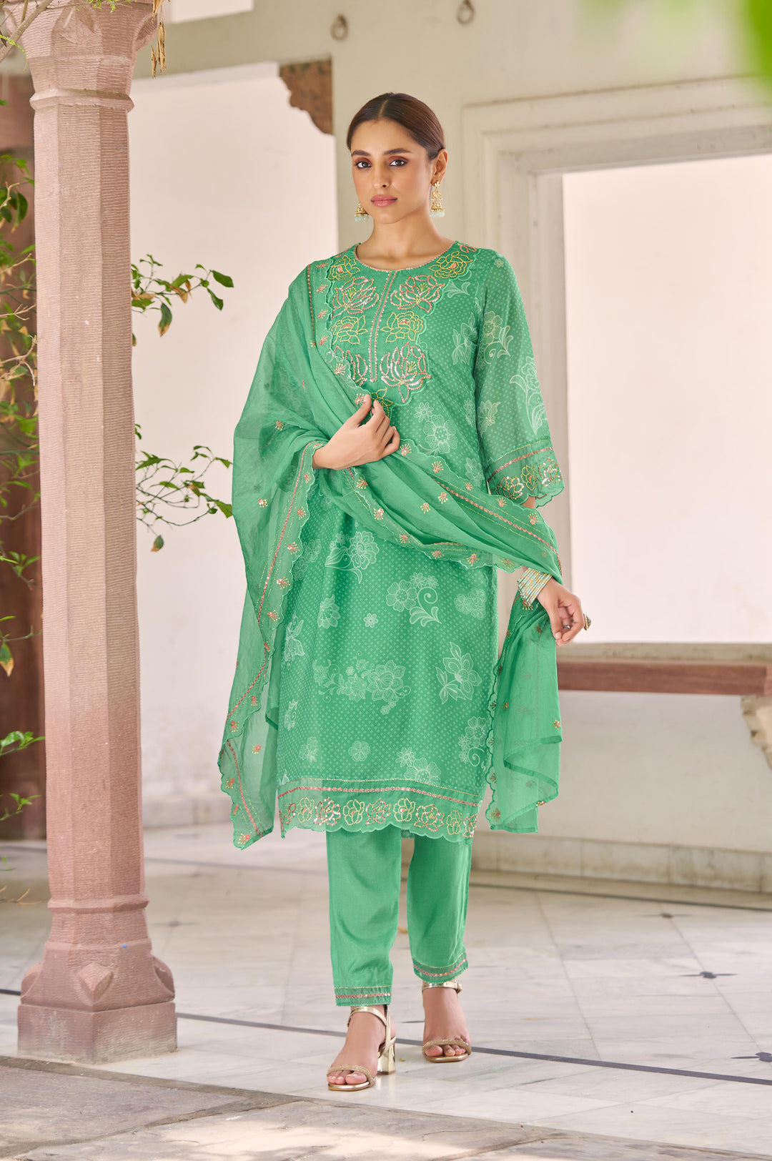 Nisha Fern Printed Work Suit Set