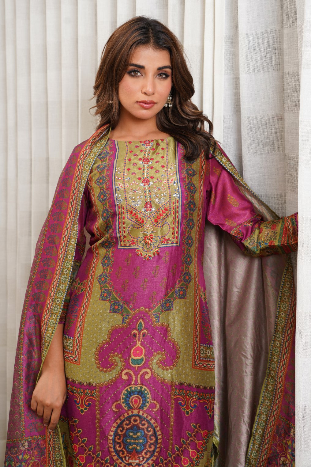 Rabha cameo suit set