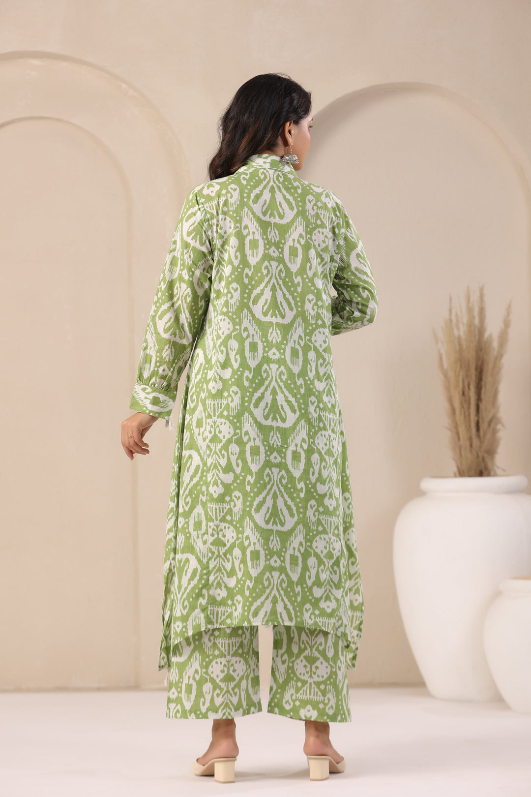 ARANYA FERN IKAT PRINT PREMIUM PURE COTTON KURTA PANT SET