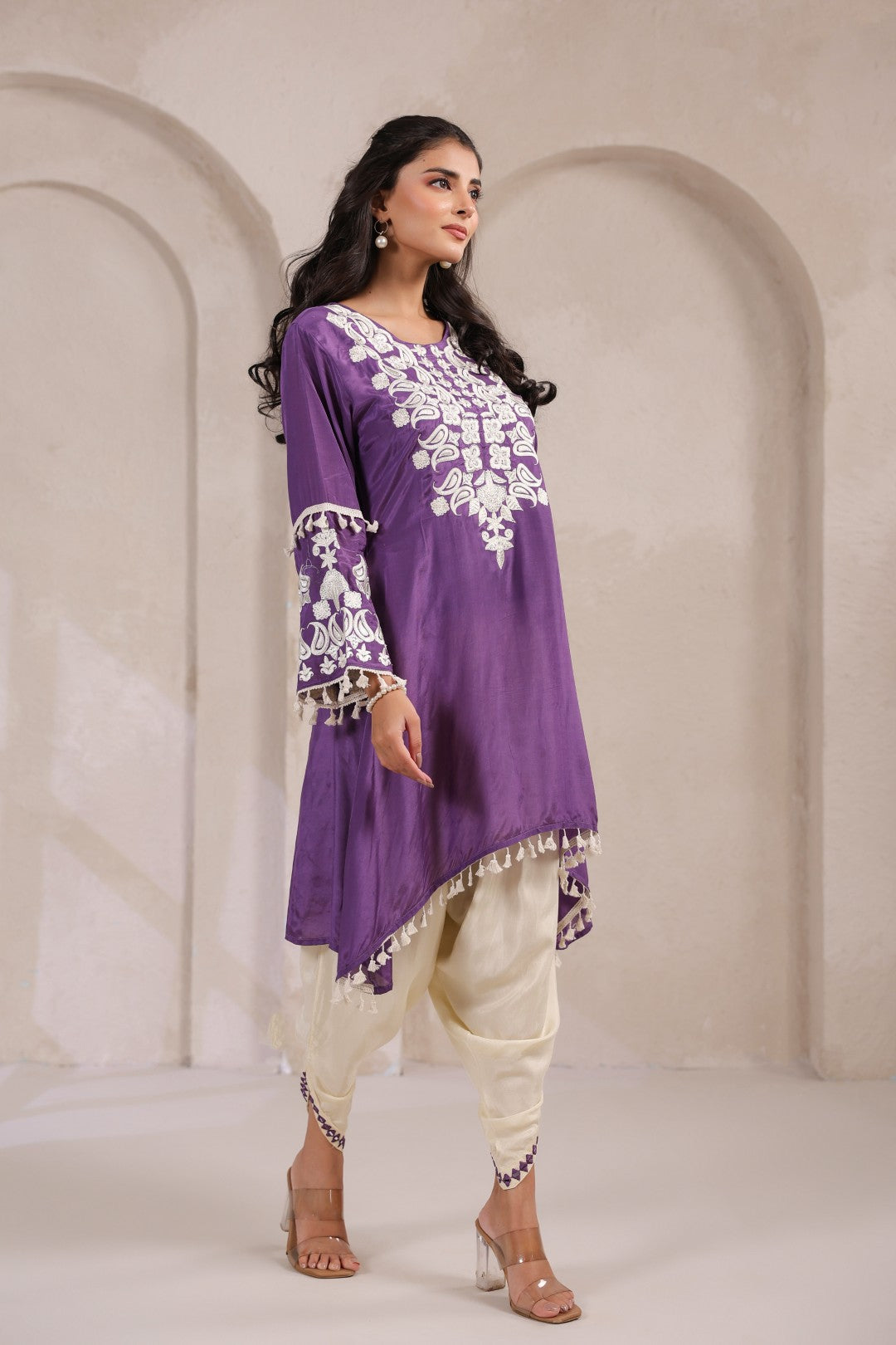 Sera helio embroidery kurta pant set