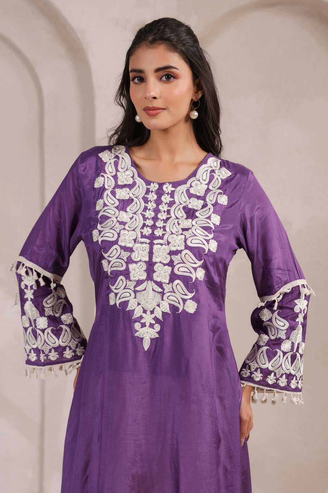 Sera helio embroidery kurta pant set