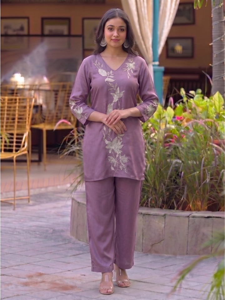 Aksa Opium Embroidered Work Co-Ord Set