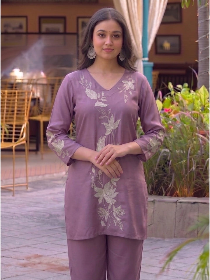 Aksa Opium Embroidered Work Co-Ord Set