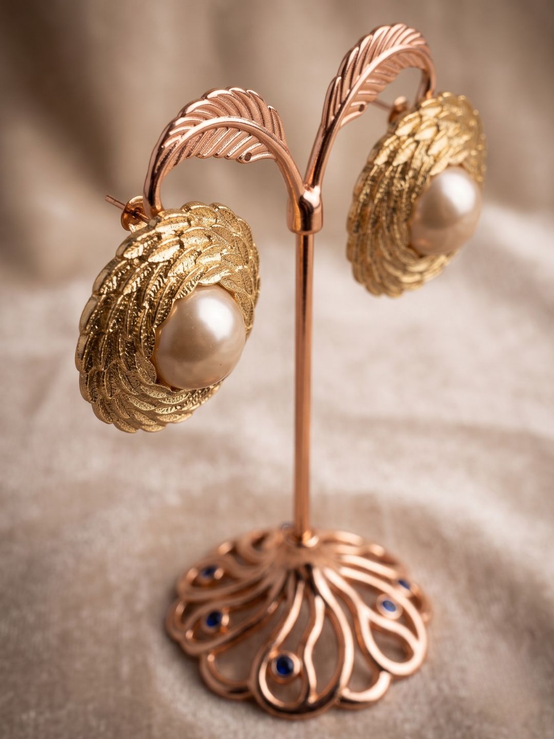 STD-A00143-GOLD_4