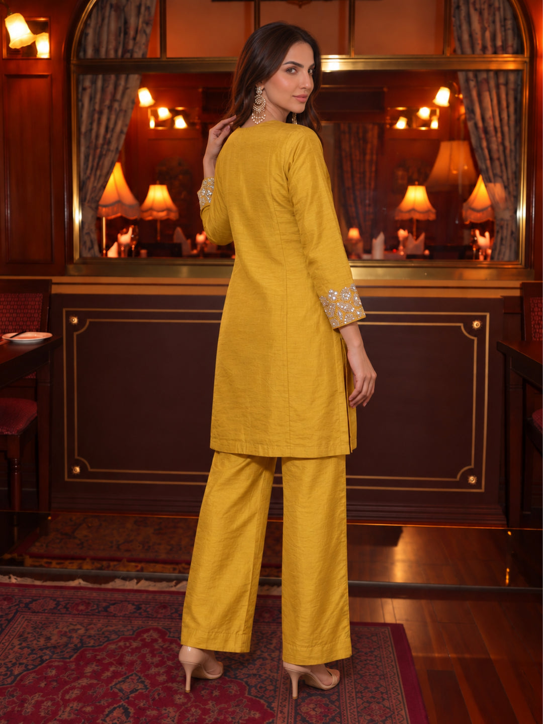 Tisca Flax Handwork Suit Set