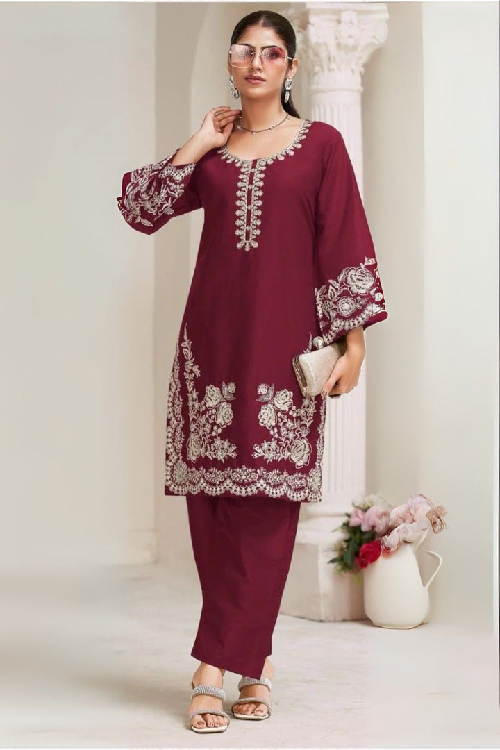 Akon jam embroidery co-ord set