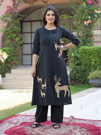 Mayri Onyx embroidery cotton kurta pant set