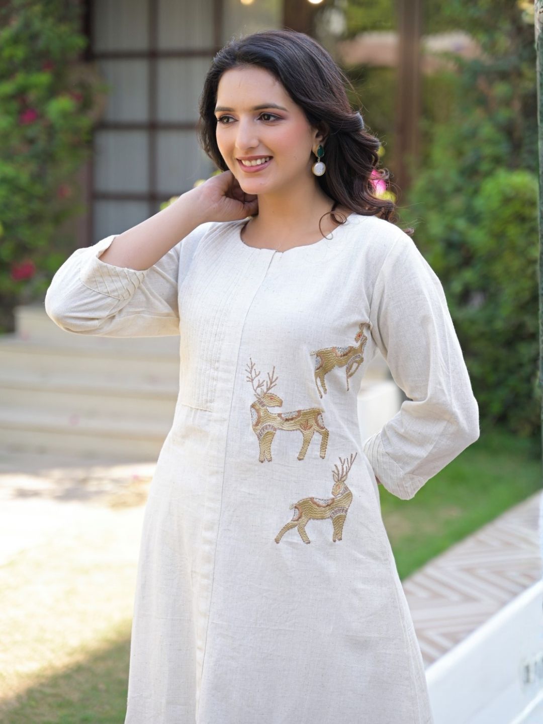 Mayri Angel embroidery cotton kurta pant set